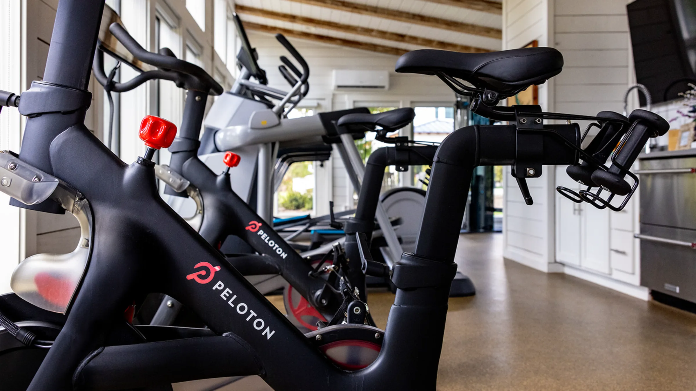 Lifestyle gym hero image