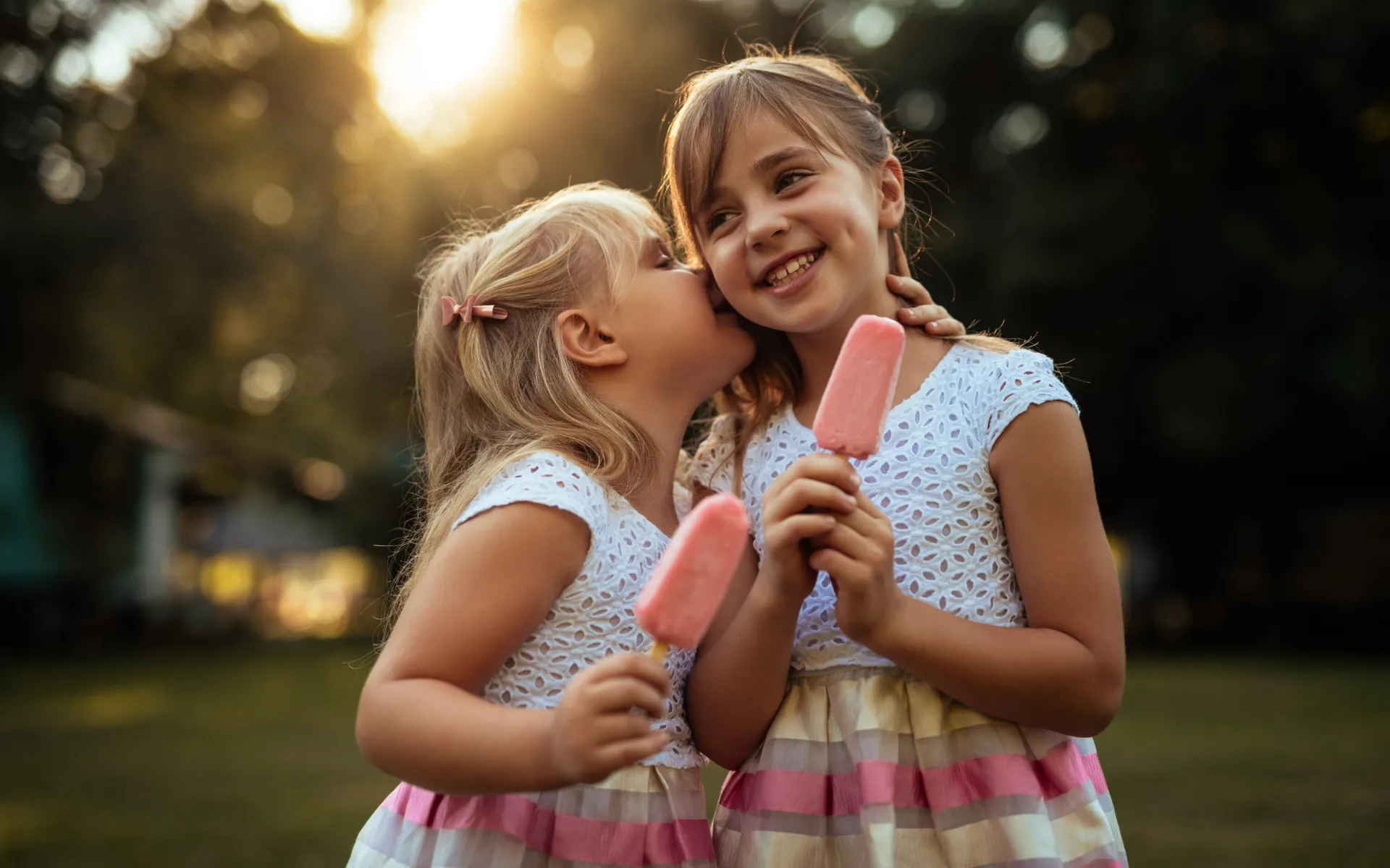 Long cove lifestyle bar landscape stock 02