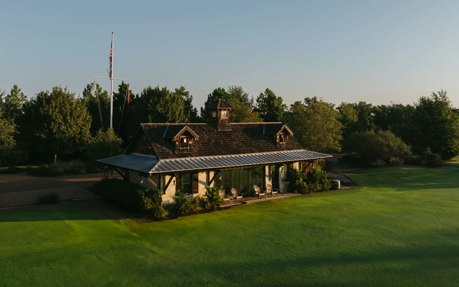 Long cove lifestyle fitness landscape 80 01