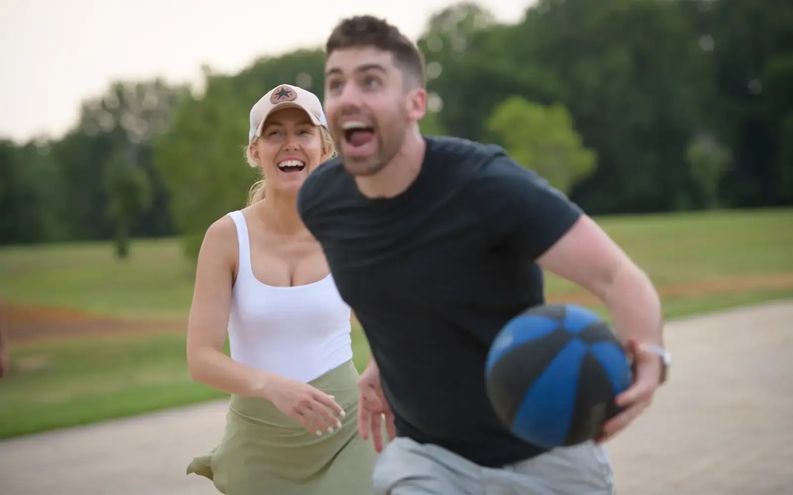 Long cove lifestyle gallery landscape 80 15