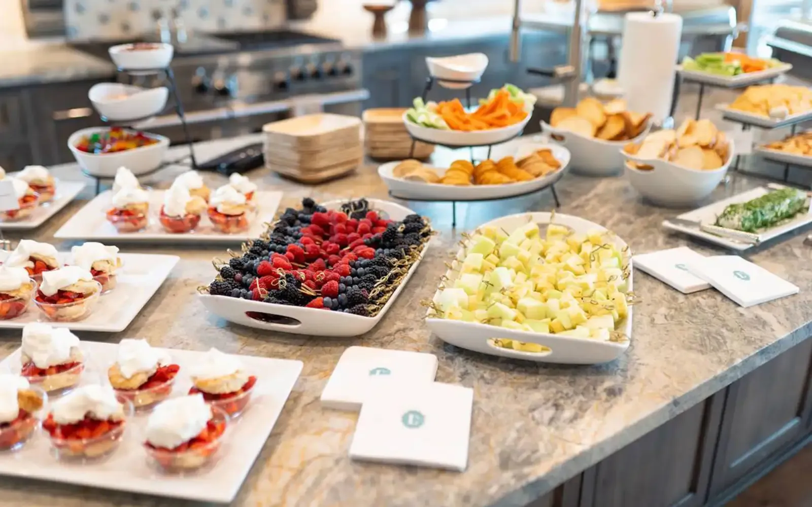 Long cove lifestyle gallery landscape 80 16