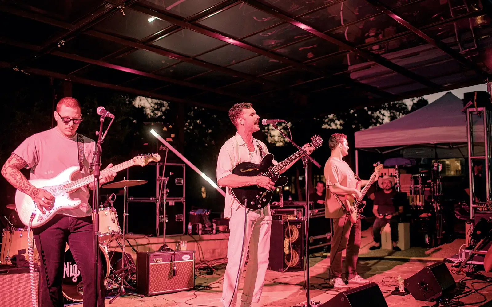 Long cove lifestyle gallery landscape 80 32