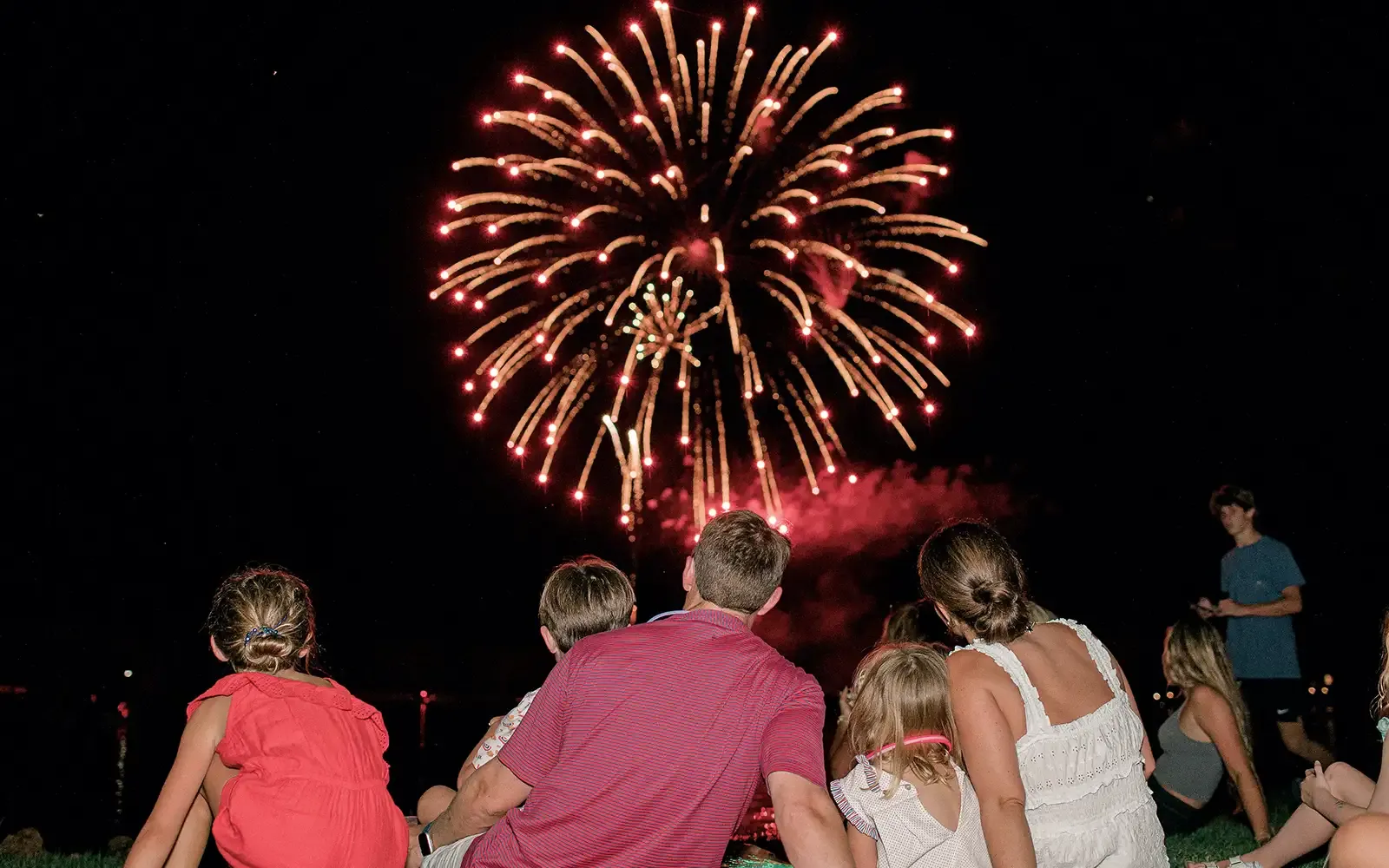 Long cove lifestyle gallery landscape 80 51