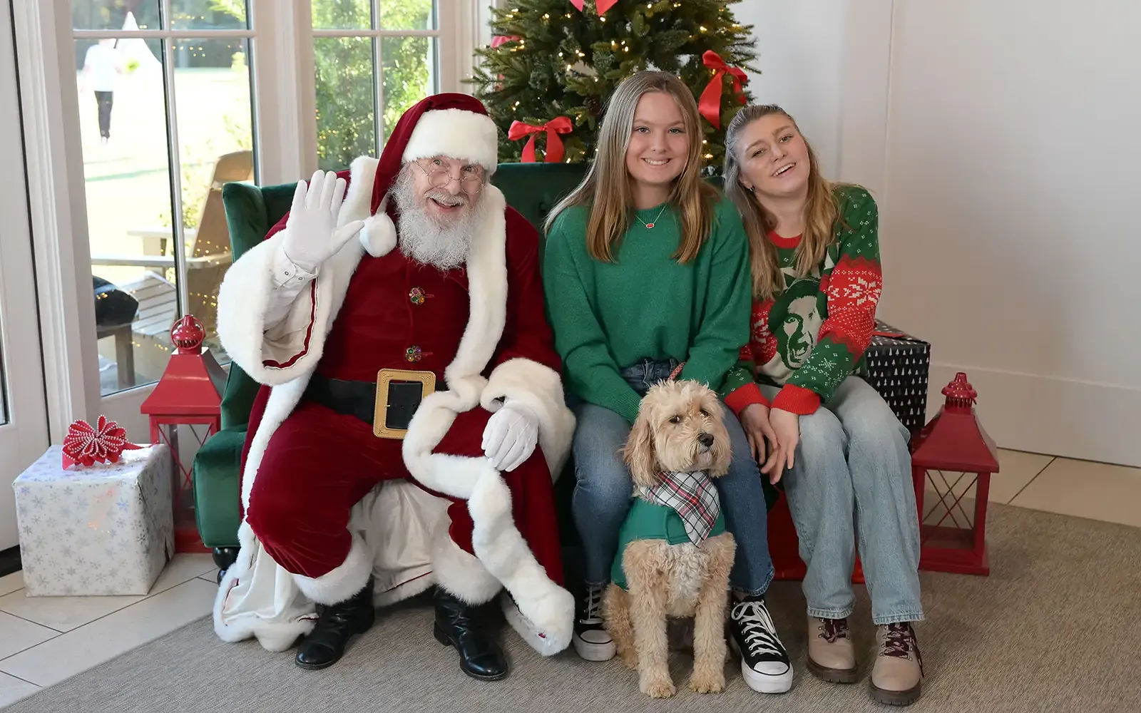 Long cove lifestyle gallery landscape 80 54