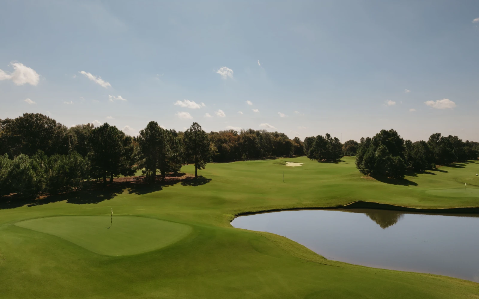 Long cove lifestyle golf landscape 90 04