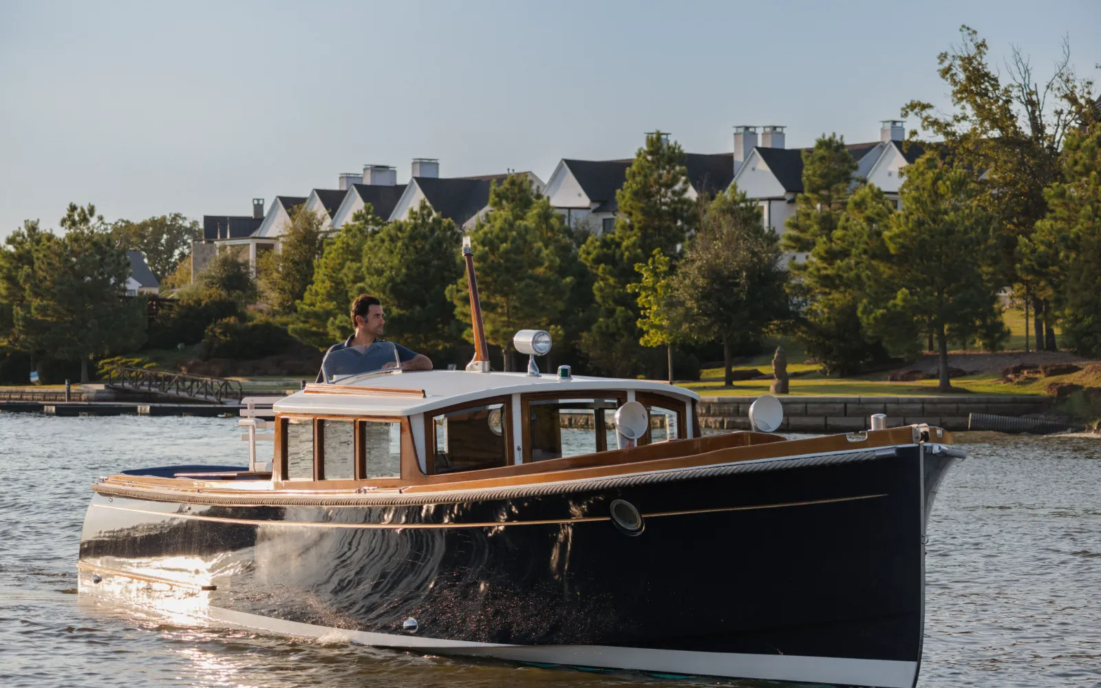 Long cove lifestyle marina landscape 80 15