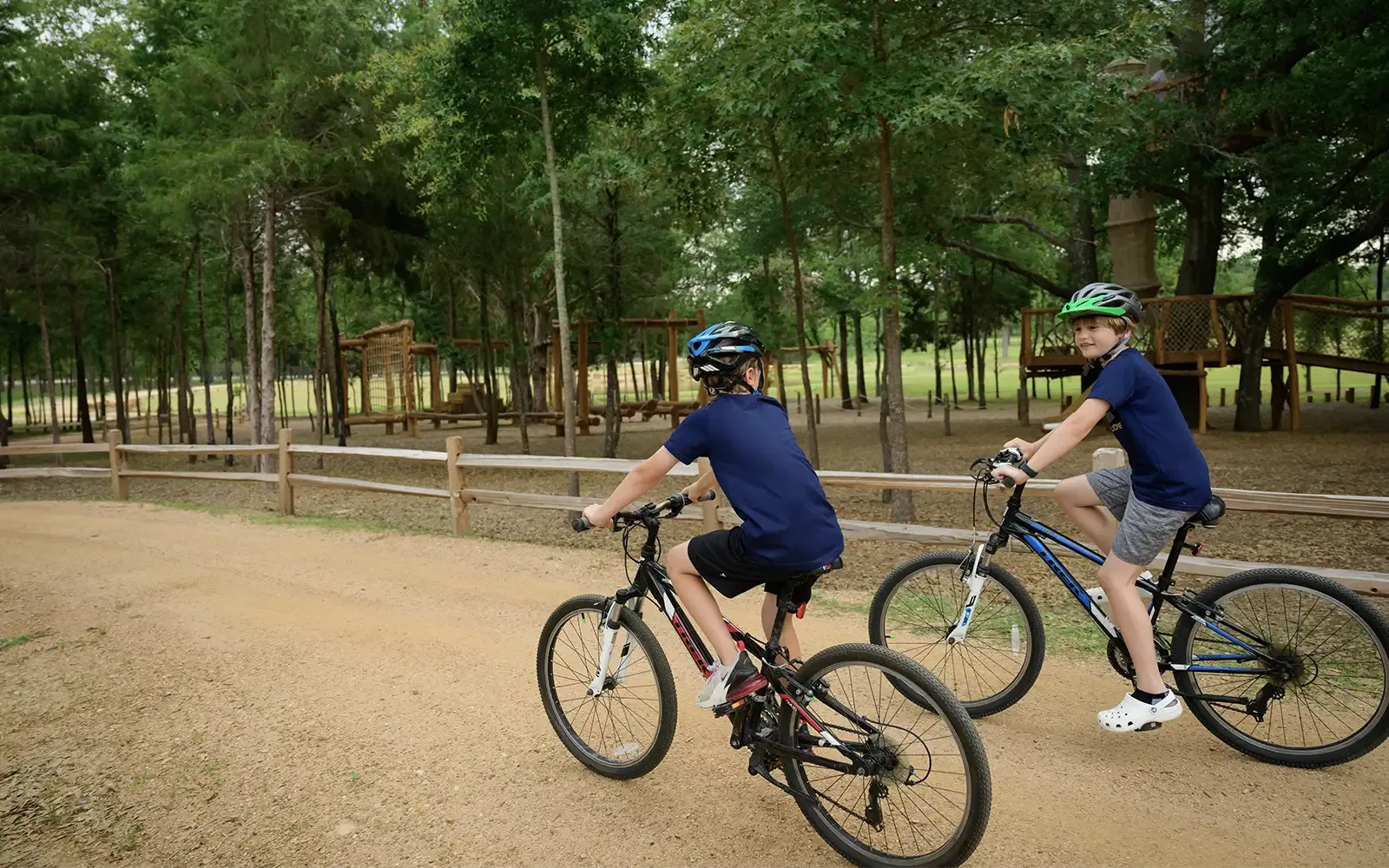 Long cove lifestyle trails landscape 80 01