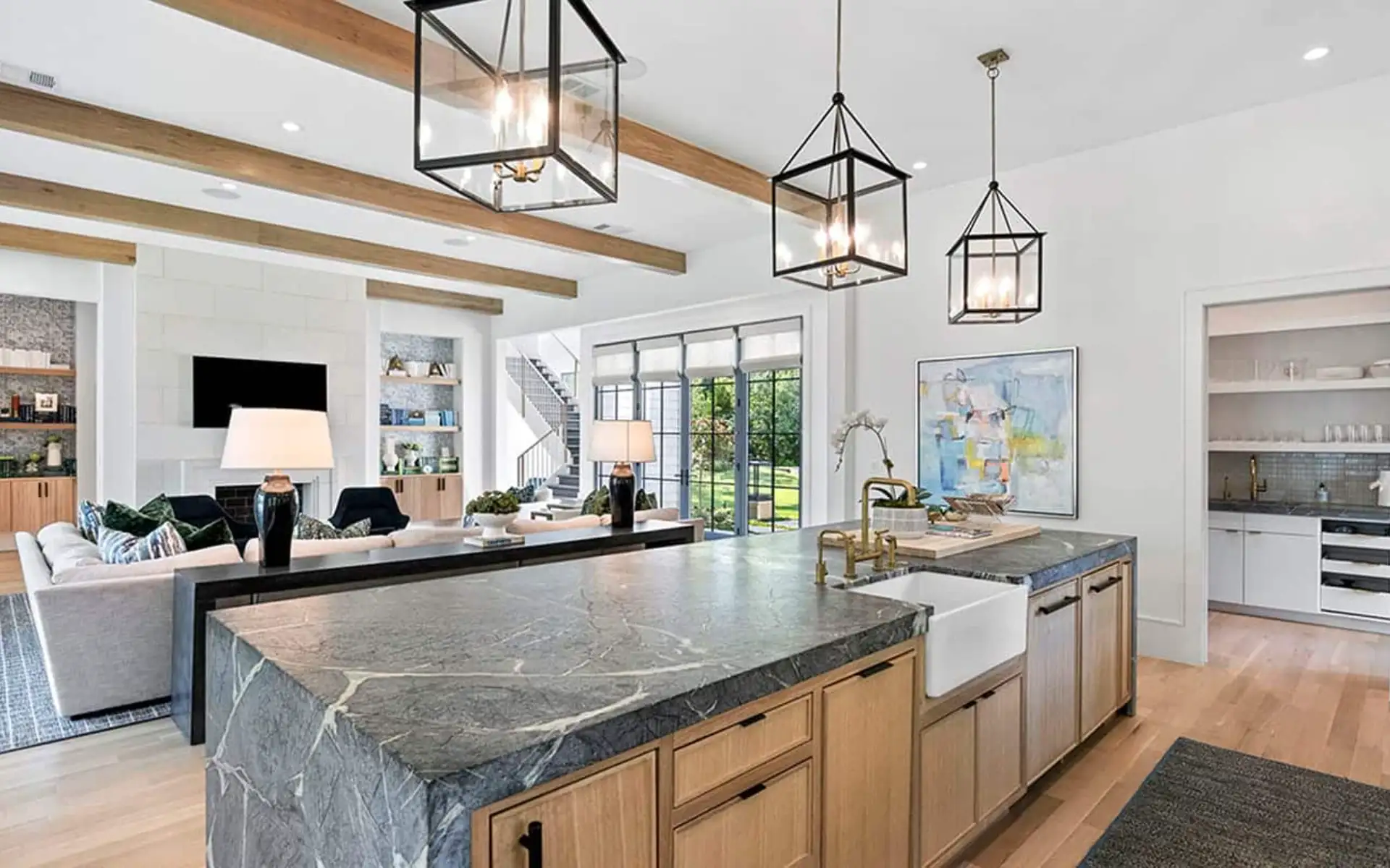 Long cove listing home northshore 5 63 07