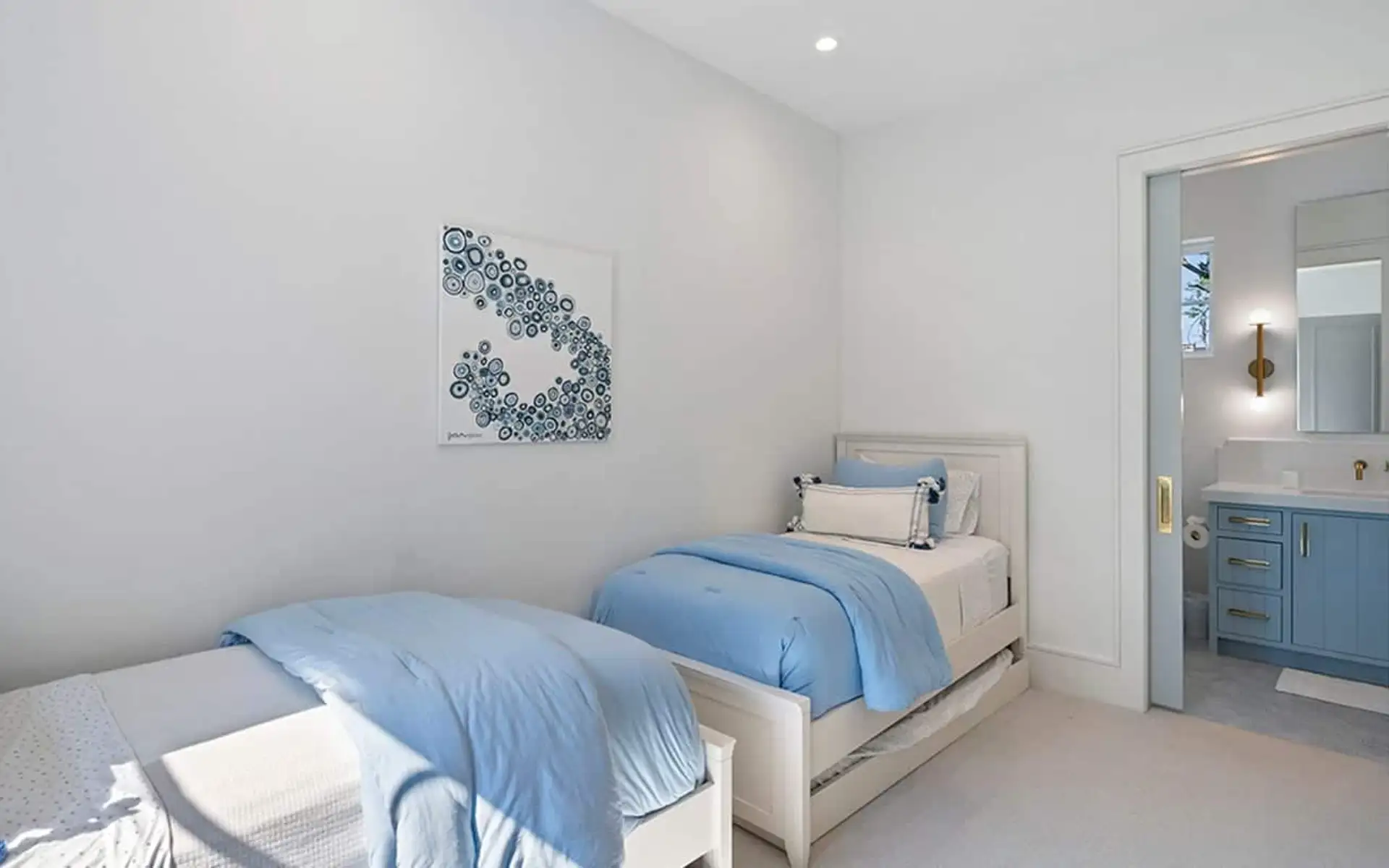 Long cove listing home northshore 5 63 26