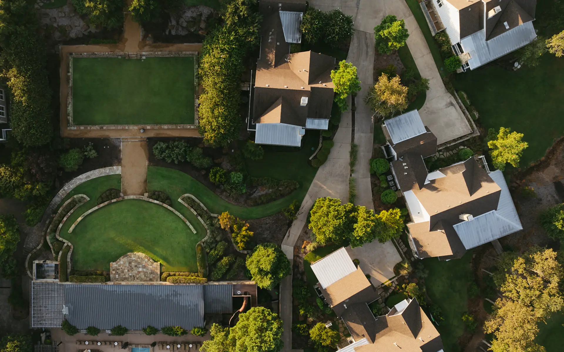 Long cove gallery 70 01