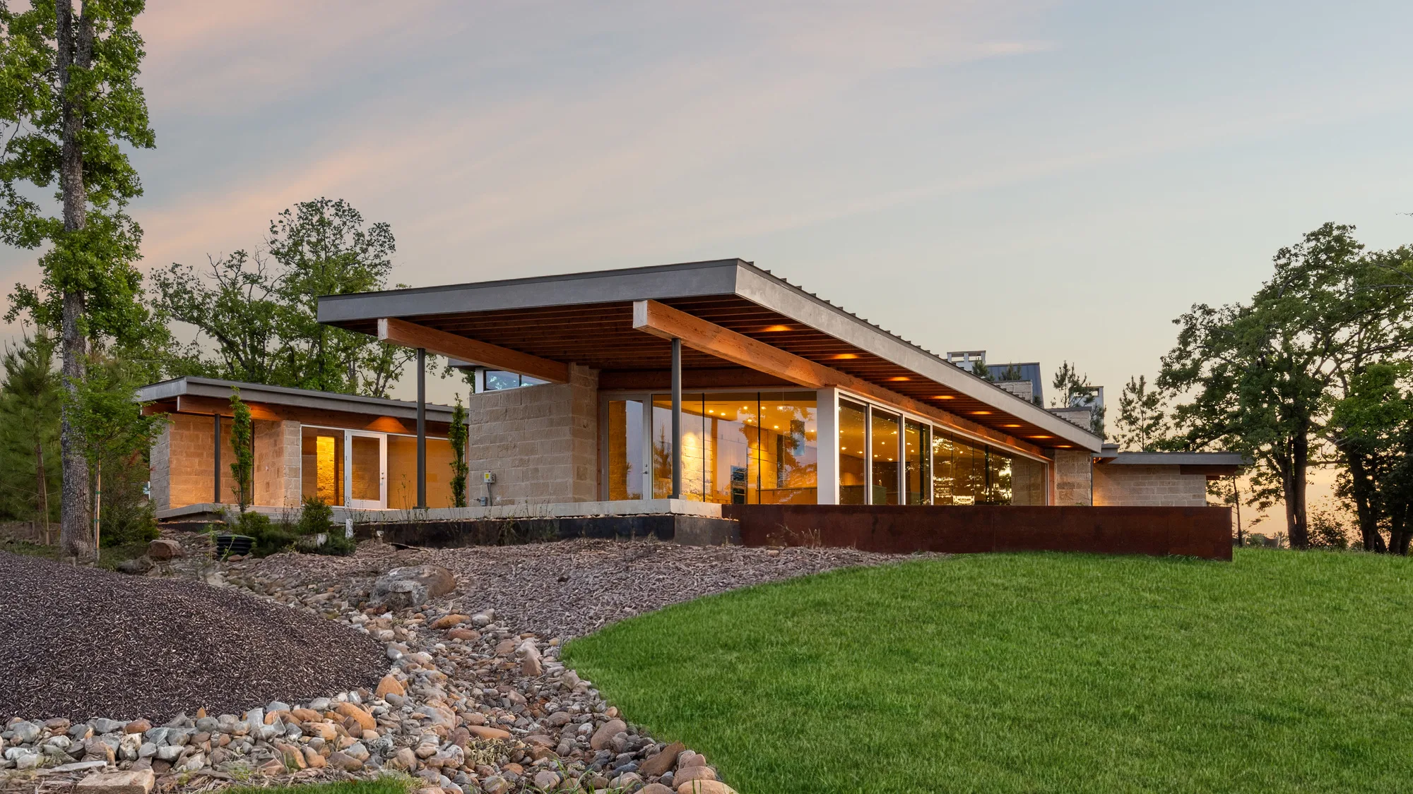 Dodd's point 43 cover image