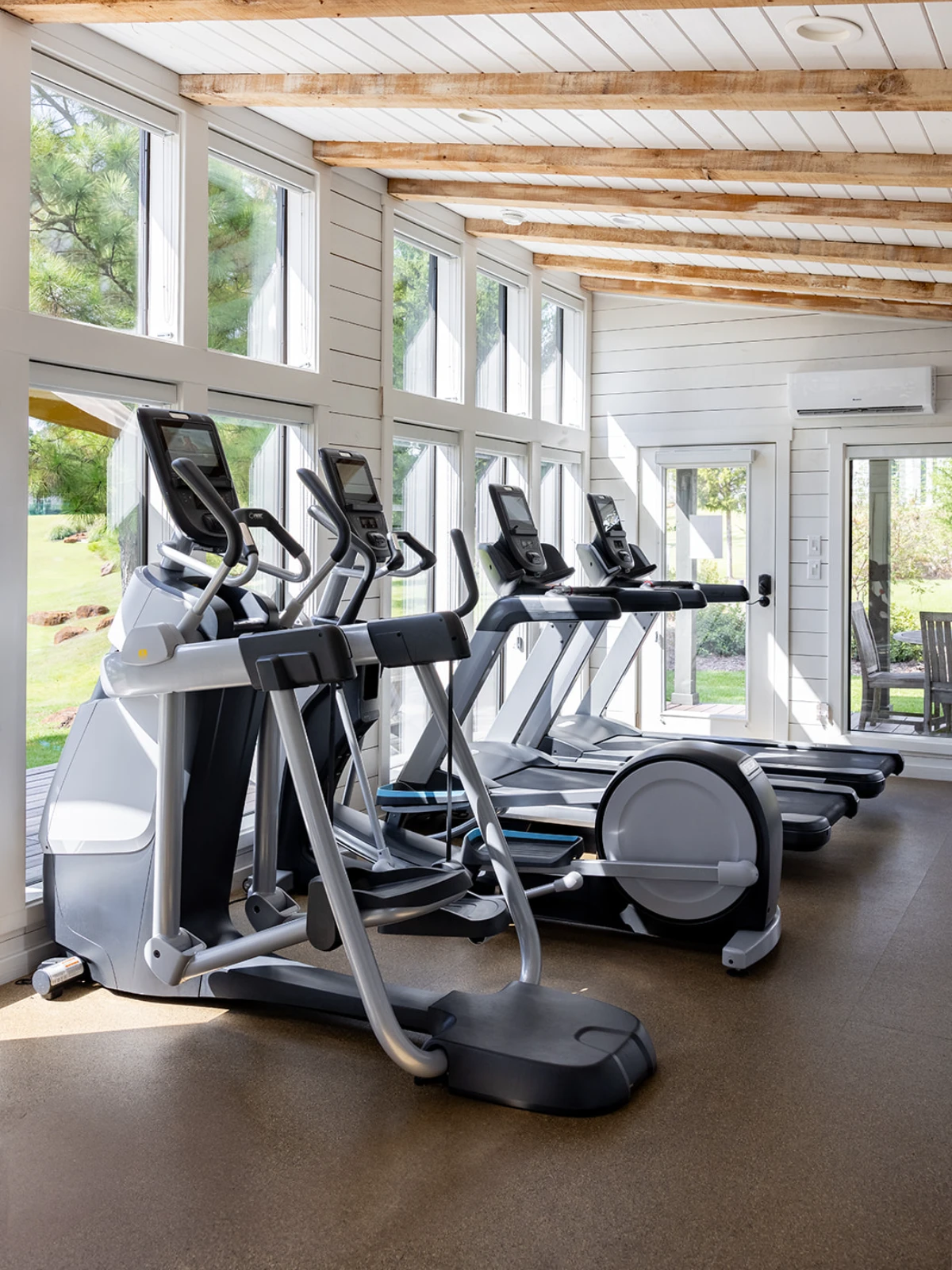 Long cove lifestyle fitness portrait