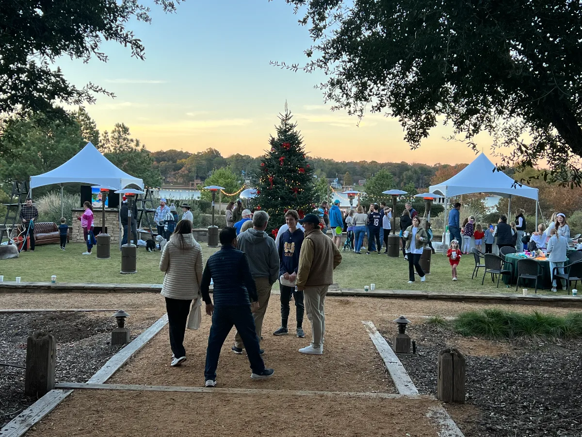 Longcove Christmas Gallery