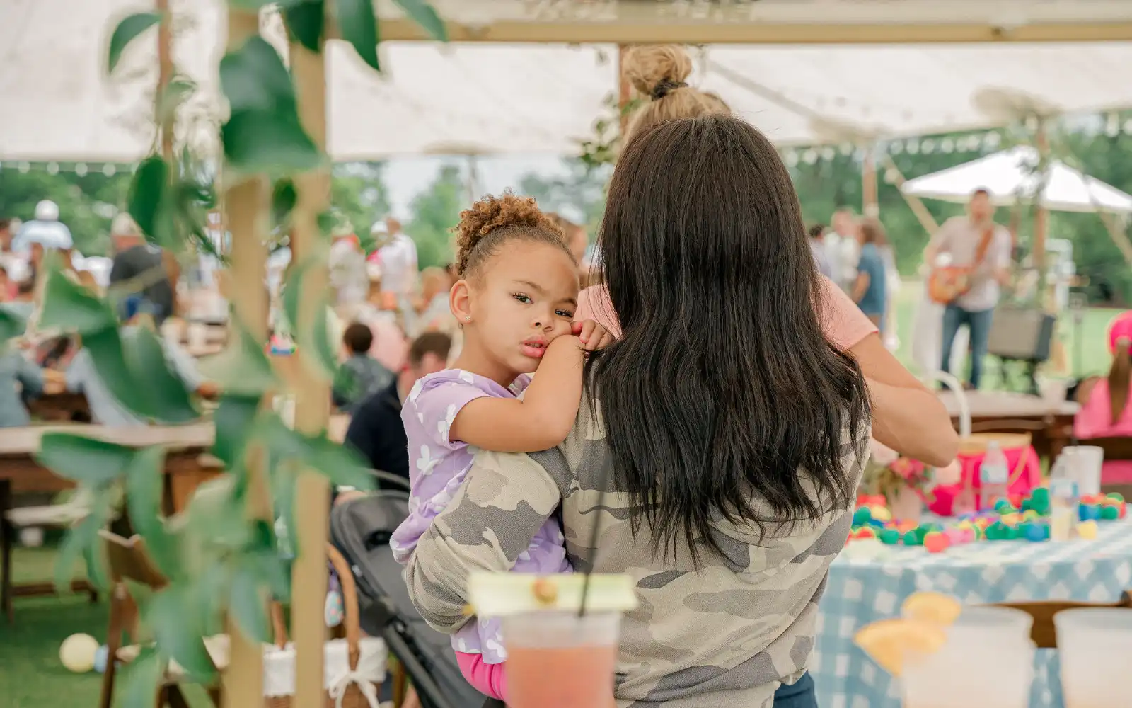 Long cove lifestyle events easter2025 landscape50 63