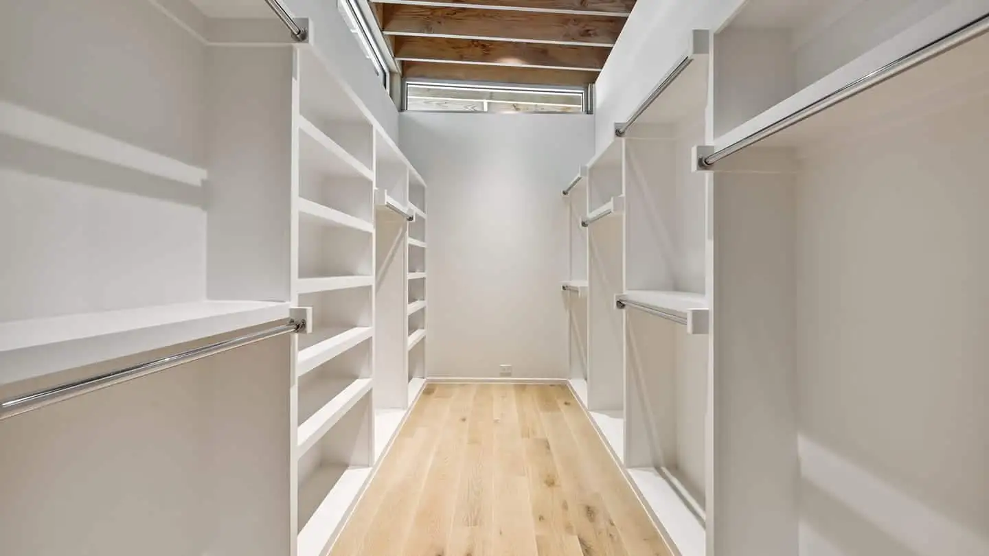 Long cove real estate dodds point 43 21