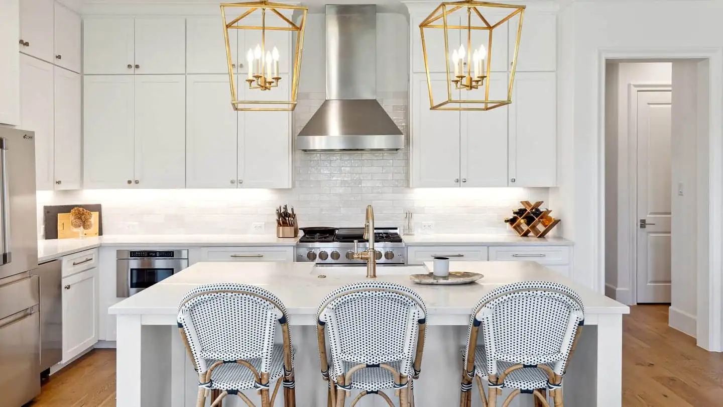 Long cove real estate porch home4 05