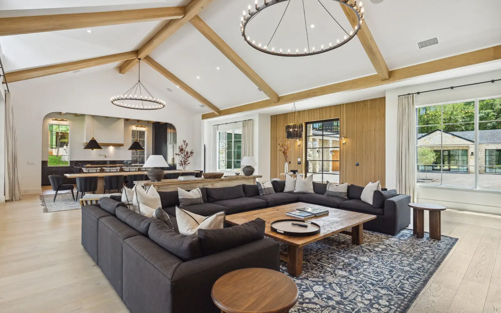 Long cove realestate gallery landscape 17