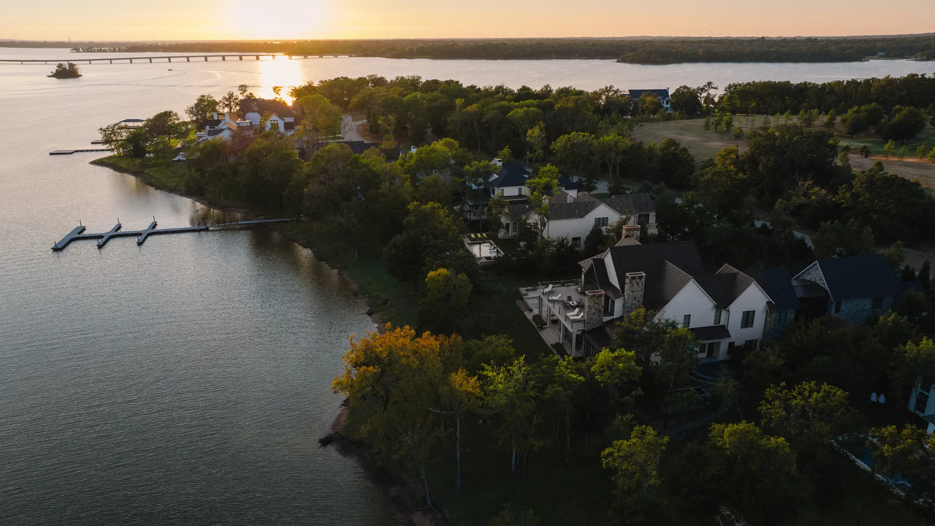 Long cove realty hero 80 01 (1)