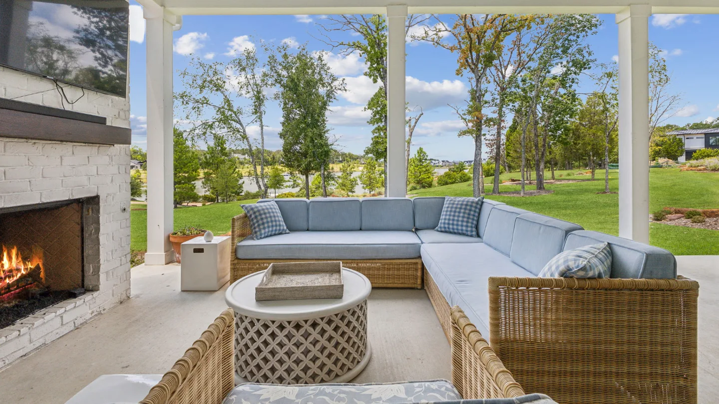 Long cove listing home hendersor bay 26 01