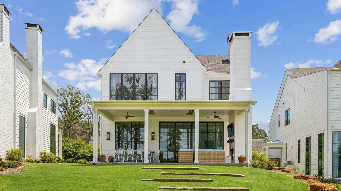 Long cove listing home hendersor bay 26 05