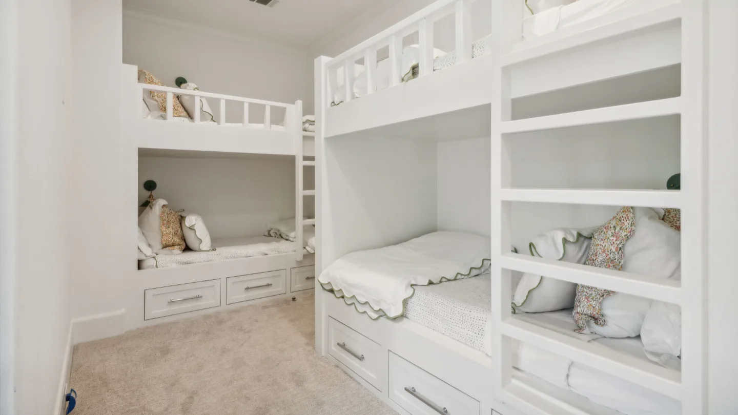 Long cove listing home hendersor bay 26 09