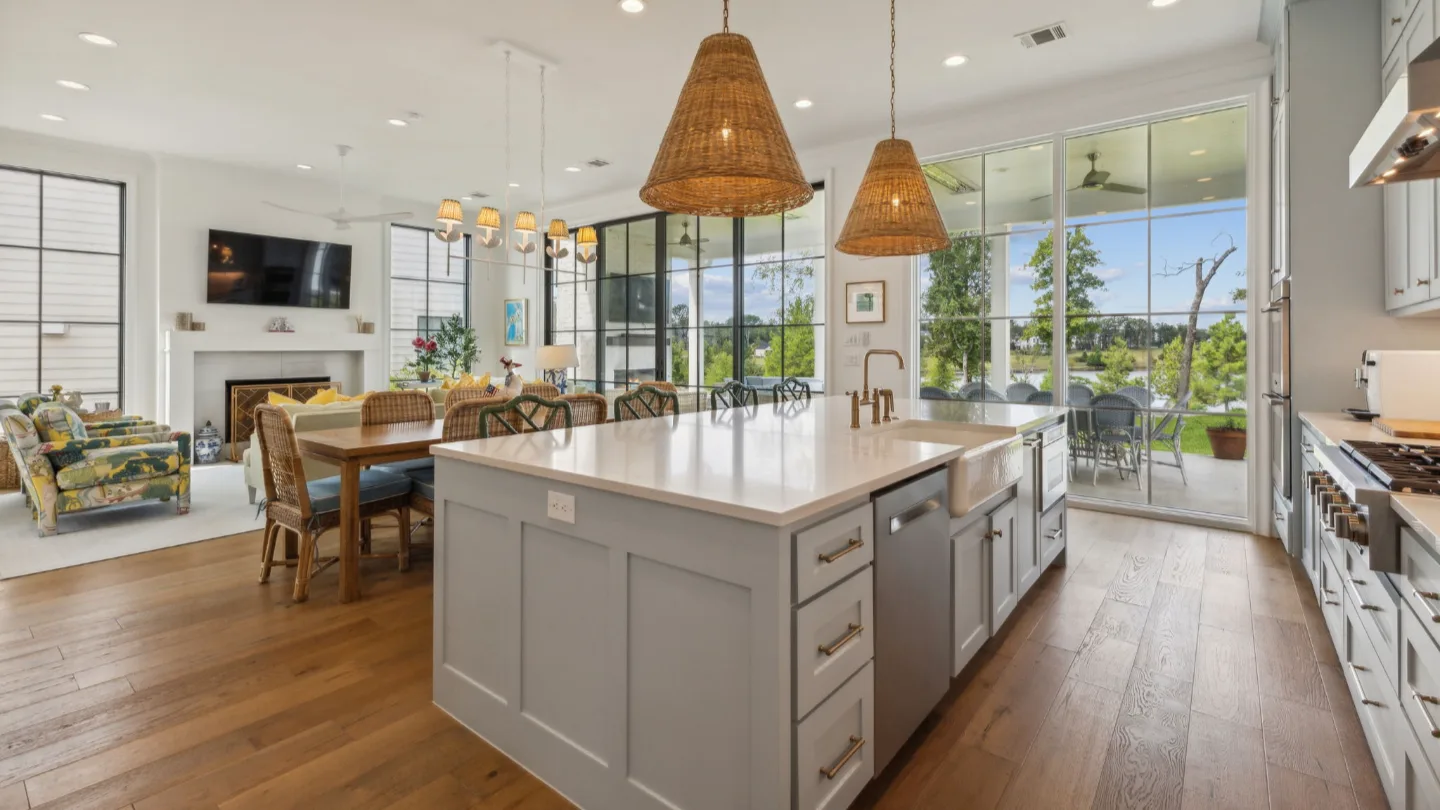 Long cove listing home hendersor bay 26 28